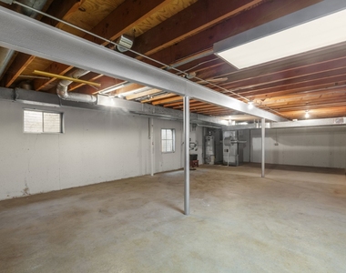 2653 N Bradford Drive - Photo Thumbnail 15