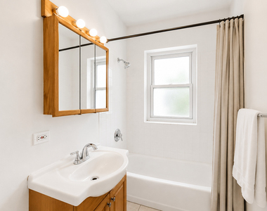6414 N Newgard Avenue - Photo Thumbnail 3