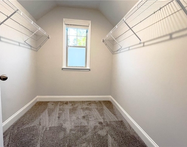 3626 Lockaby Way - Photo Thumbnail 24