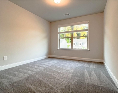 3626 Lockaby Way - Photo Thumbnail 22