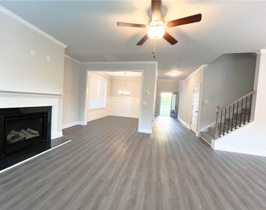 3626 Lockaby Way - Photo Thumbnail 9