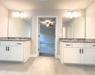 3626 Lockaby Way - Photo Thumbnail 17