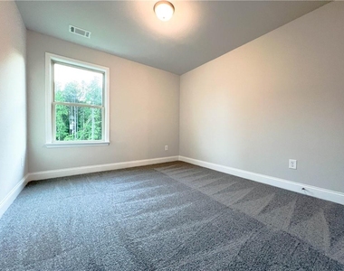 3626 Lockaby Way - Photo Thumbnail 20