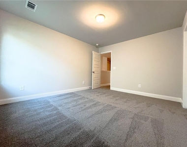 3626 Lockaby Way - Photo Thumbnail 25
