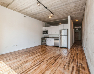 630 N Franklin Street - Photo Thumbnail 3