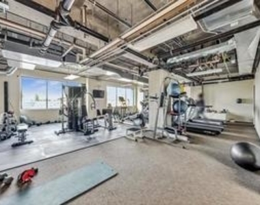 1550 S Blue Island Avenue - Photo Thumbnail 28