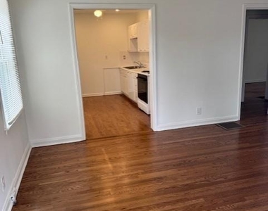 1464 Hawthorne Avenue Nw - Photo Thumbnail 3