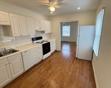 1464 Hawthorne Avenue Nw - Photo Thumbnail 4