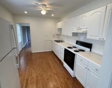 1464 Hawthorne Avenue Nw - Photo Thumbnail 5