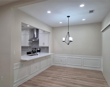 2424 Elkhorn - Photo Thumbnail 1