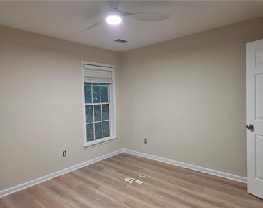 2424 Elkhorn - Photo Thumbnail 12