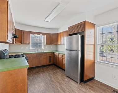 449 10th Street Nw - Photo Thumbnail 8