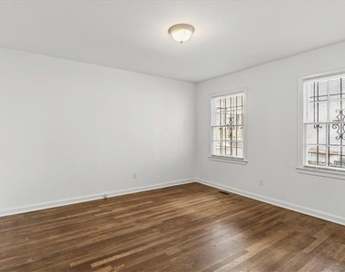 449 10th Street Nw - Photo Thumbnail 21