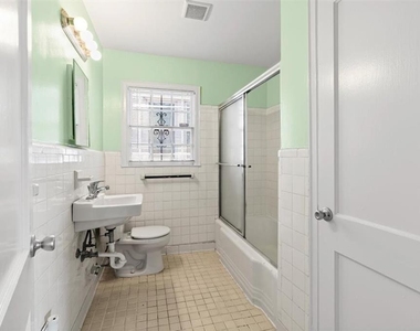 449 10th Street Nw - Photo Thumbnail 18