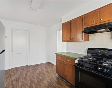 449 10th Street Nw - Photo Thumbnail 12