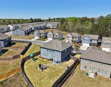 3605 Broadwick Lane - Photo Thumbnail 38