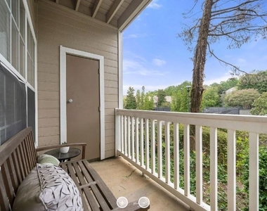 7150 W Peachtree Dunwoody Road - Photo Thumbnail 16