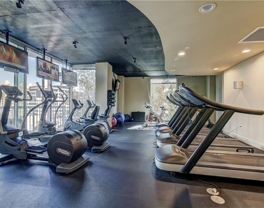 3324 Peachtree Road Ne - Photo Thumbnail 35