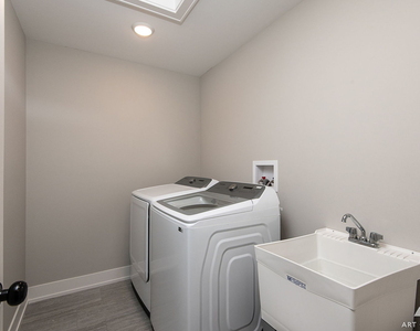 407 W Pierce Road - Photo Thumbnail 20