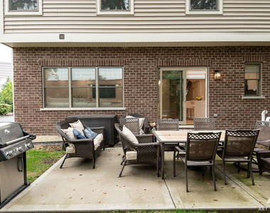 407 W Pierce Road - Photo Thumbnail 21