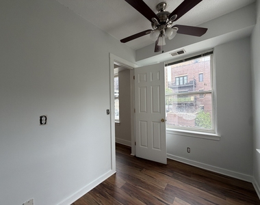 3727 N Pine Grove Avenue - Photo Thumbnail 6