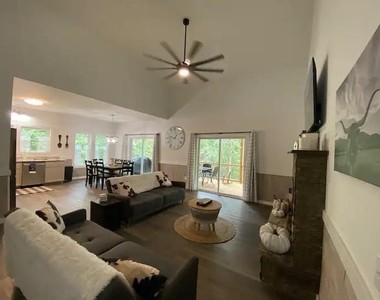 271 Elmwood Circle - Photo Thumbnail 21