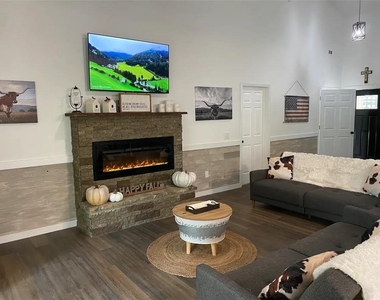 271 Elmwood Circle - Photo Thumbnail 20