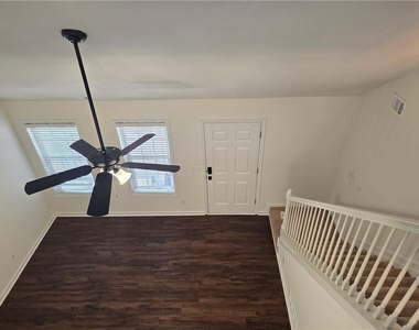 172 Stoneforest Drive - Photo Thumbnail 16