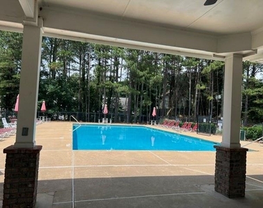172 Stoneforest Drive - Photo Thumbnail 24