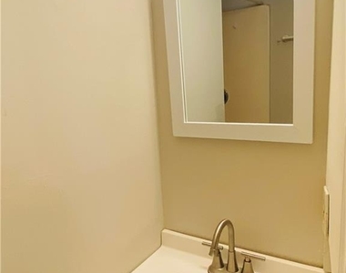 493 Stone Mountain Street - Photo Thumbnail 8