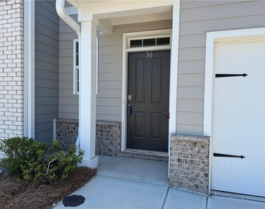 1005 N 2nd Avenue - Photo Thumbnail 1