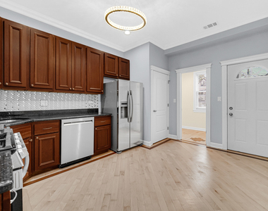 2951 N Allen Street - Photo Thumbnail 11