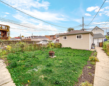 2951 N Allen Street - Photo Thumbnail 14
