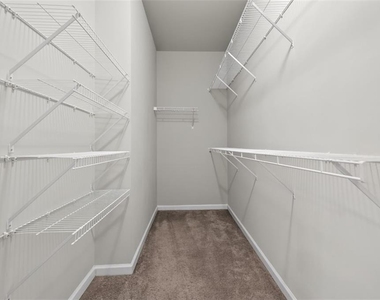 2168 Lakeview Bend Way - Photo Thumbnail 27