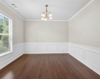 2168 Lakeview Bend Way - Photo Thumbnail 4