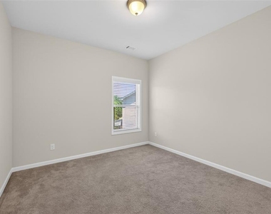 2168 Lakeview Bend Way - Photo Thumbnail 13