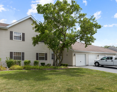 106 Gant Circle - Photo Thumbnail 14