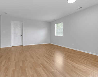 106 Gant Circle - Photo Thumbnail 2