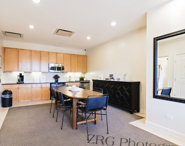 300 Anthony Avenue - Photo Thumbnail 21