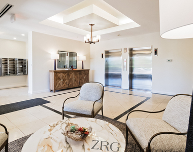 300 Anthony Avenue - Photo Thumbnail 24