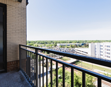 300 Anthony Avenue - Photo Thumbnail 20