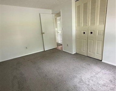 10415 Plantation Bridge Drive - Photo Thumbnail 14