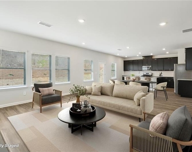 95 Sequoia Lane - Photo Thumbnail 3