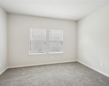 95 Sequoia Lane - Photo Thumbnail 17