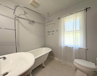327 S Michigan Avenue - Photo Thumbnail 13
