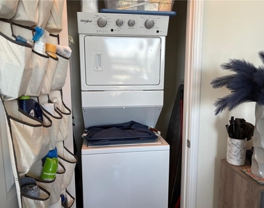 270 17th Street Nw - Photo Thumbnail 7