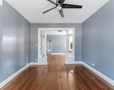 3535 W Walnut Street - Photo Thumbnail 4
