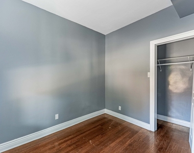 3535 W Walnut Street - Photo Thumbnail 8
