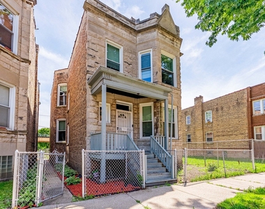 3535 W Walnut Street - Photo Thumbnail 1