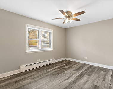 4747 N Ronald Street - Photo Thumbnail 9